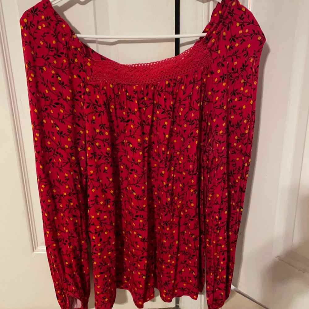 Old Navy Top ❤️
